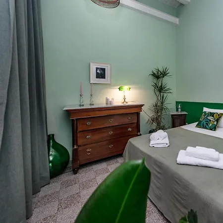 Διαμέρισμα Charming With Balcony In The Historic Center *