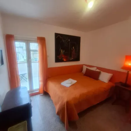 Charming With Balcony In The Historic Center Διαμέρισμα *